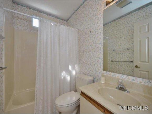 1 CREEKSIDE COURT - Photo 14