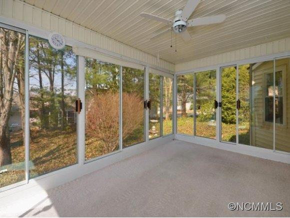 1 CREEKSIDE COURT - Photo 16