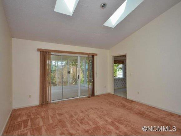 1 CREEKSIDE COURT - Photo 5