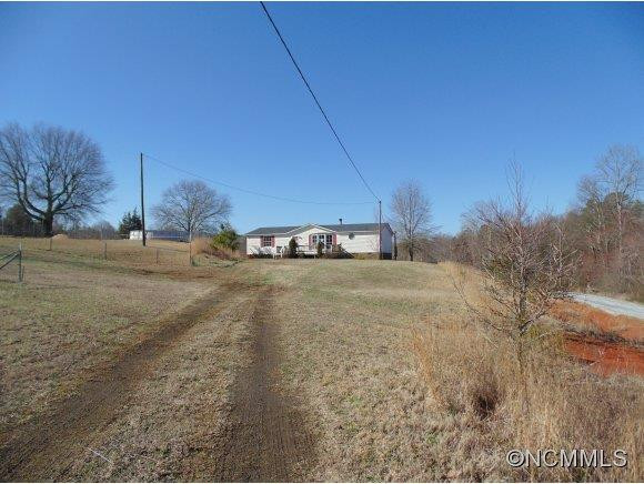140 Rebel Dr. - Photo 2