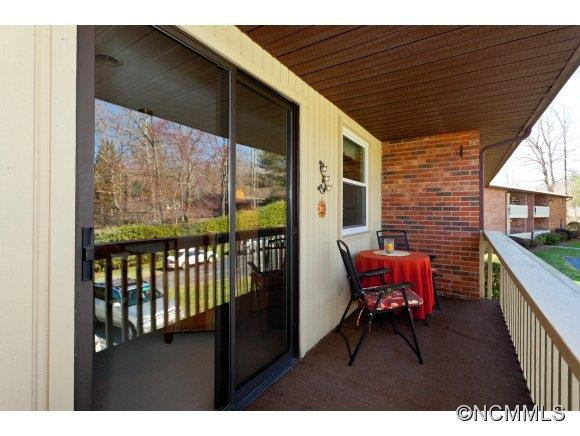 101 Oakwood Place Unit 4 - Photo 12