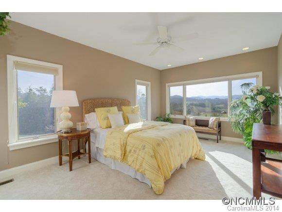 70 Gibbs Road - Photo 16