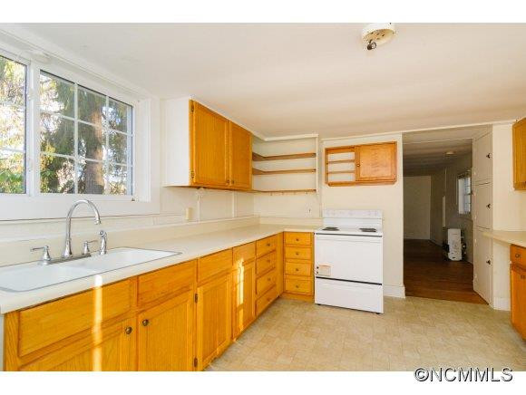 49 1/2 Forest St - Photo 12