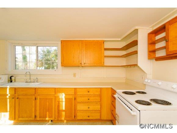 49 1/2 Forest St - Photo 15