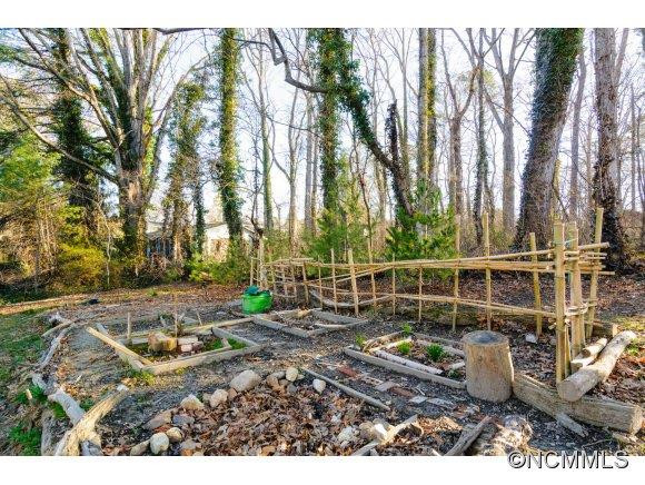 49 1/2 Forest St - Photo 19