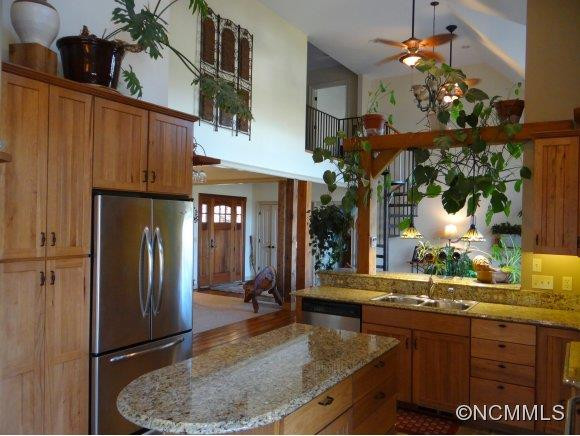 35 Shadow Brook Drive - Photo 2