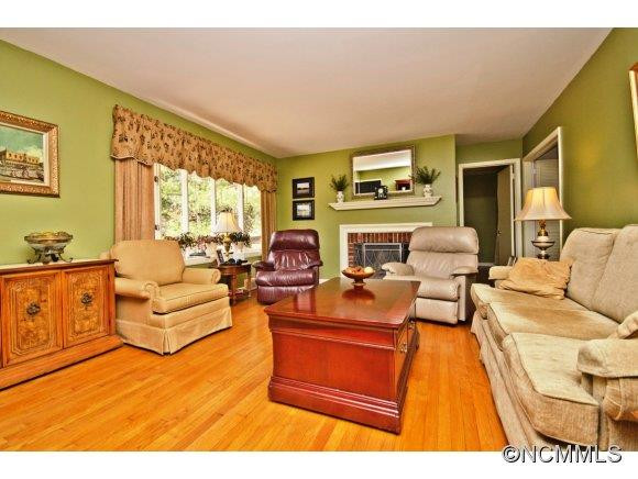 437 Kenilworth Rd - Photo 2
