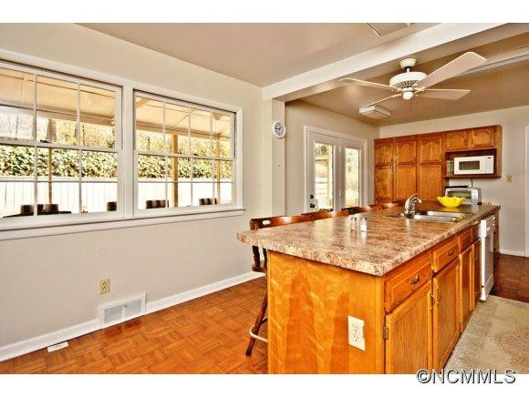 437 Kenilworth Rd - Photo 3