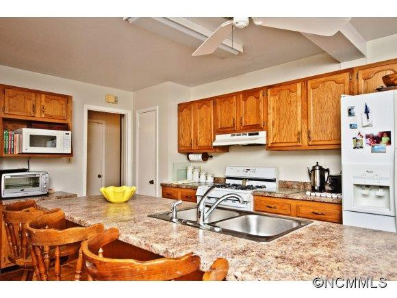 437 Kenilworth Rd - Photo 4