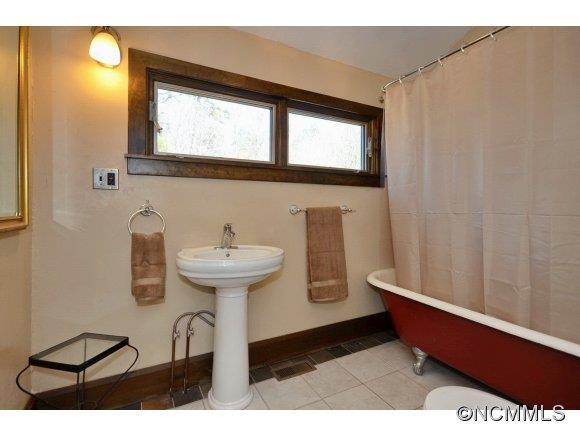 37 Sunset Drive - Photo 10