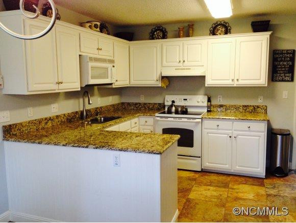54 Whispering Oak Court - Photo 3