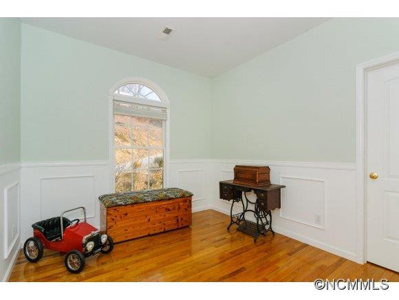 110 Spring Mountain Rd - Photo 16