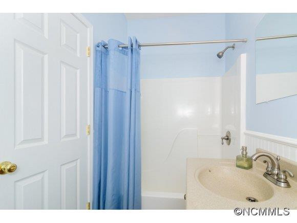 110 Spring Mountain Rd - Photo 17