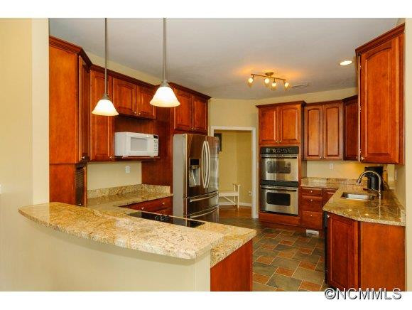 110 Spring Mountain Rd - Photo 8