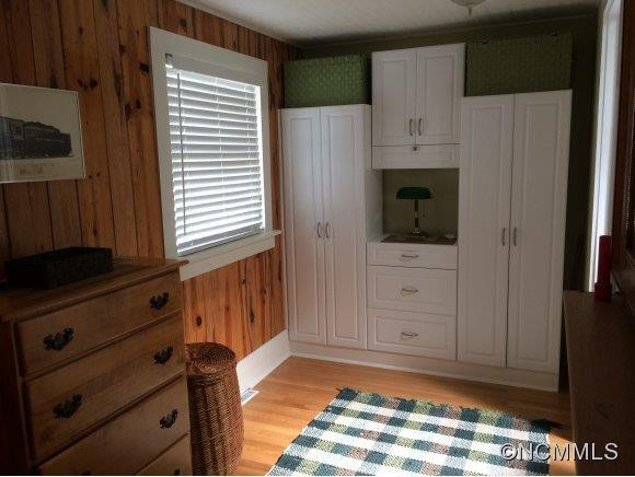 152 E Marshall - Photo 11