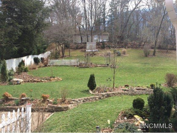 152 E Marshall - Photo 13