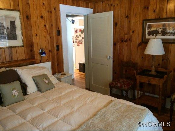 152 E Marshall - Photo 9