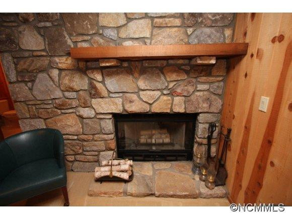 1491 Glenshore Drive - Photo 16