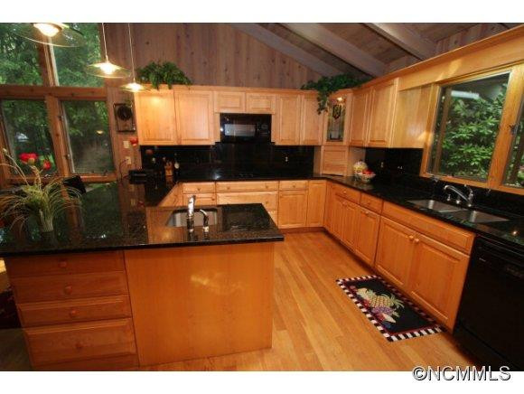 1491 Glenshore Drive - Photo 7