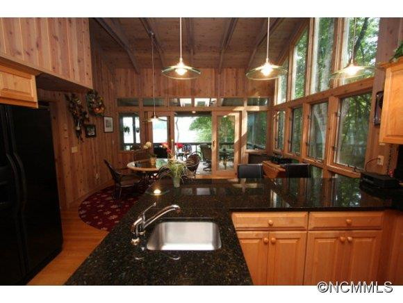 1491 Glenshore Drive - Photo 8