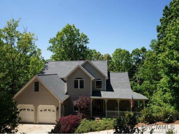 8 AMBERWOOD LANE