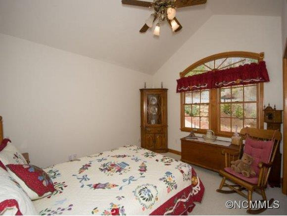 8 AMBERWOOD LANE - Photo 14