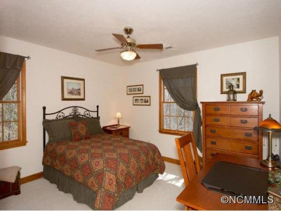 8 AMBERWOOD LANE - Photo 16