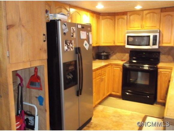 72 Appalachian Ave - Photo 3