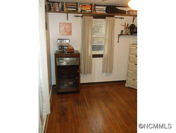 72 Appalachian Ave - Photo 8