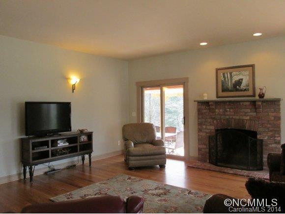 4771 East Shores Drive - Photo 2