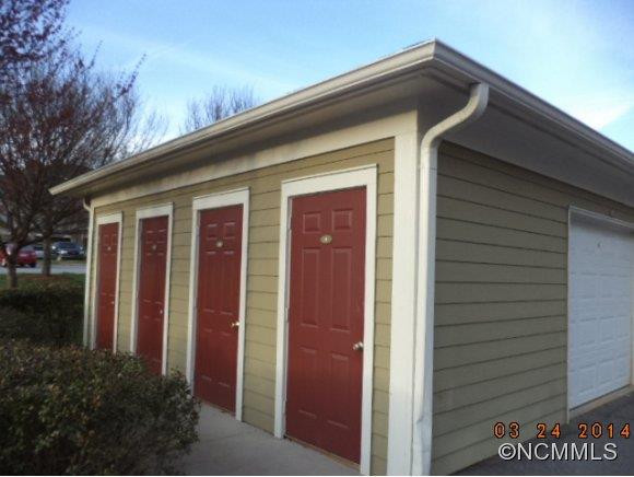 100 Vista Lake Drive - Photo 3