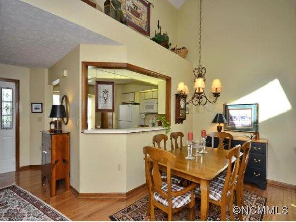 392 LAUREL PARK PLACE - Photo 4