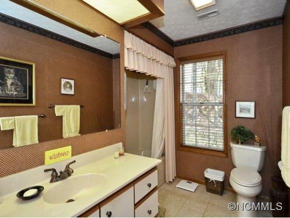 392 LAUREL PARK PLACE - Photo 9