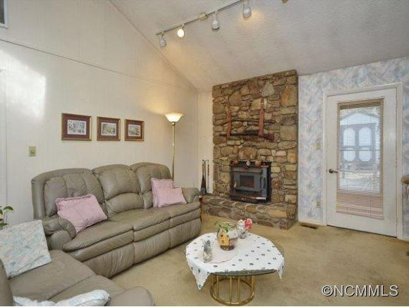 9 REYNOLDA DRIVE - Photo 3