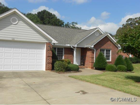 128 Savannah Drive - Photo 2