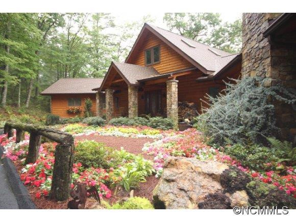 390 Forest Ridge Road - Photo 2
