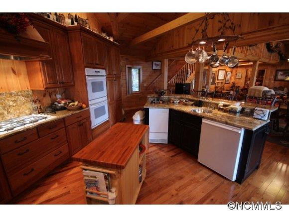 390 Forest Ridge Road - Photo 14