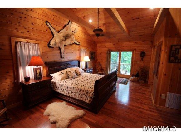 390 Forest Ridge Road - Photo 16