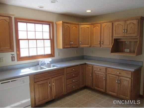 17 Clark Hill Rd - Photo 9