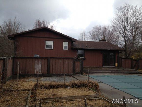 401 Crest Road - Photo 4