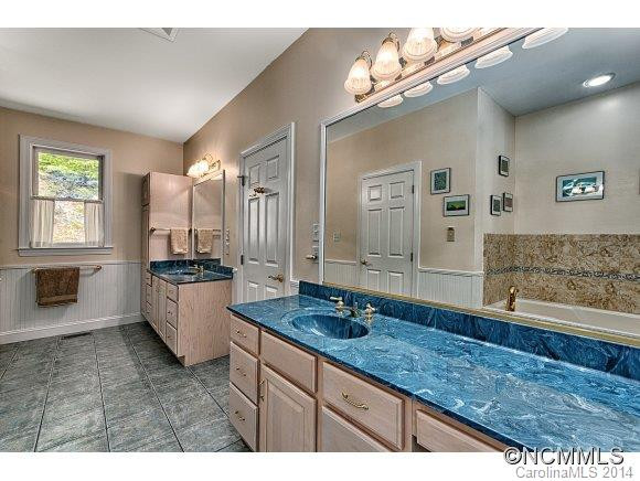 1070 Ingle Mountain Road - Photo 14