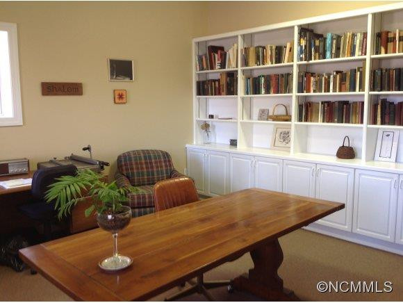 1070 Ingle Mountain Road - Photo 19