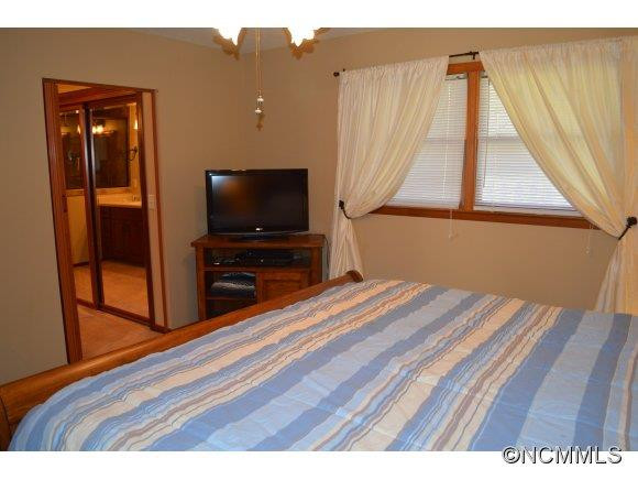 27 Crestwood - Photo 20