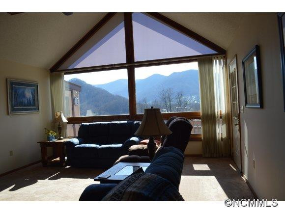 27 Crestwood - Photo 4