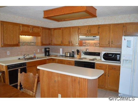 27 Crestwood - Photo 5
