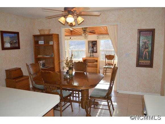 27 Crestwood - Photo 6