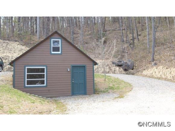 235 High Top Drive - Photo 3