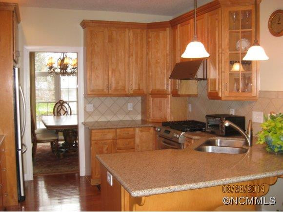 307 Croydon - Photo 4
