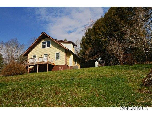 472 King Circle