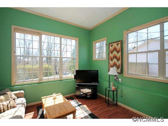 65 Davenport - Photo 8